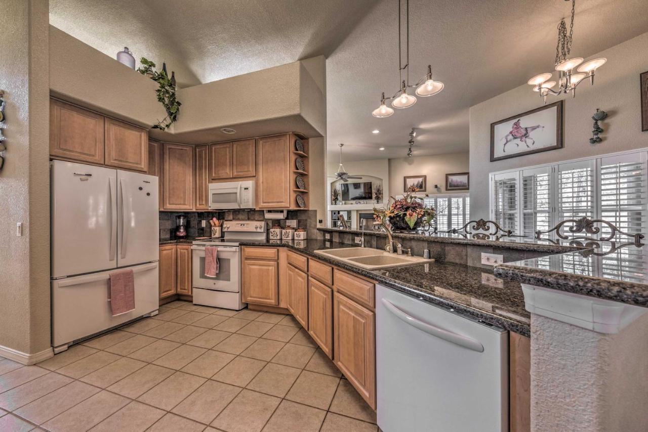 Roomy Ruidoso Retreat With Deck, Grill, And Mtn Views! Eksteriør billede