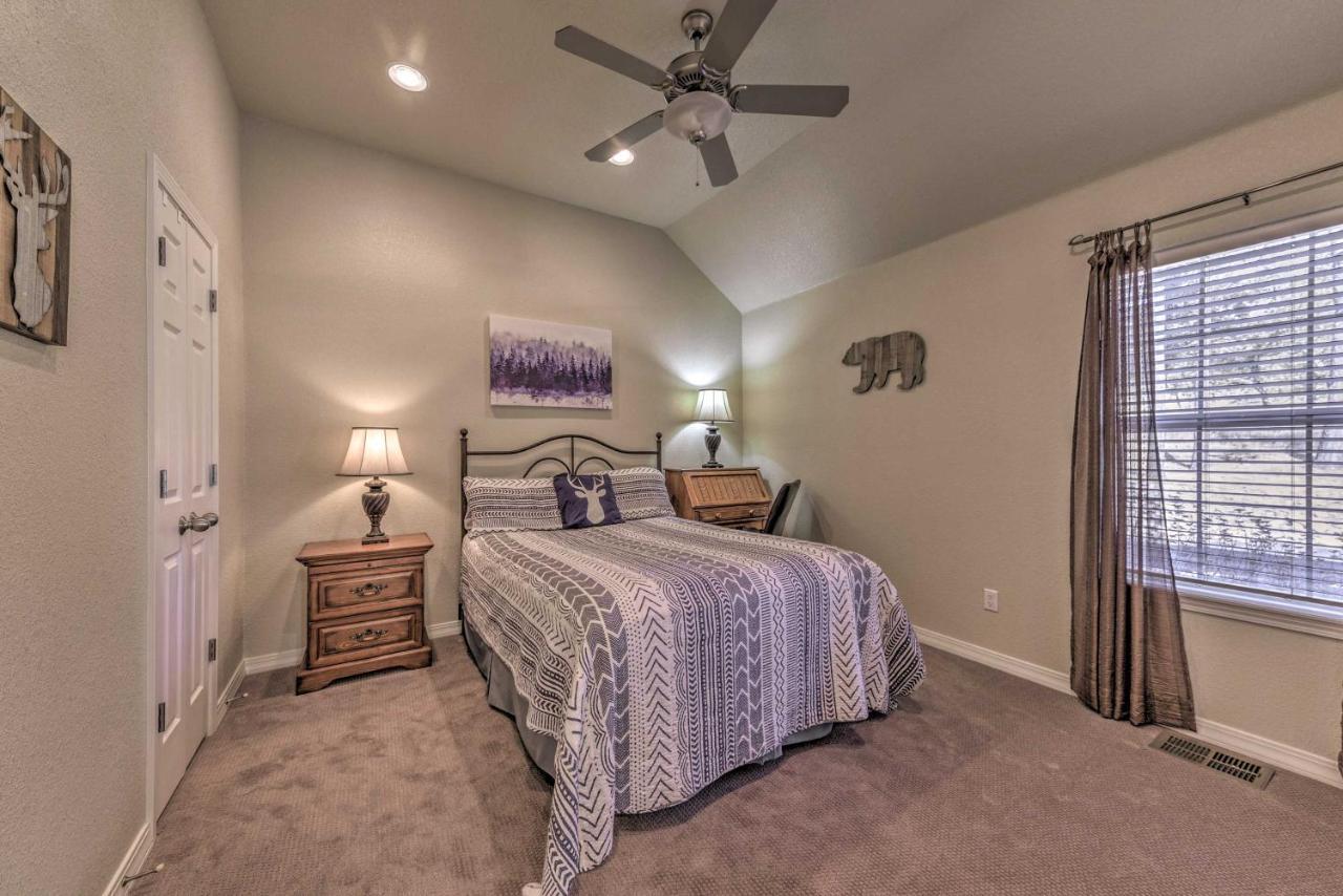 Roomy Ruidoso Retreat With Deck, Grill, And Mtn Views! Eksteriør billede