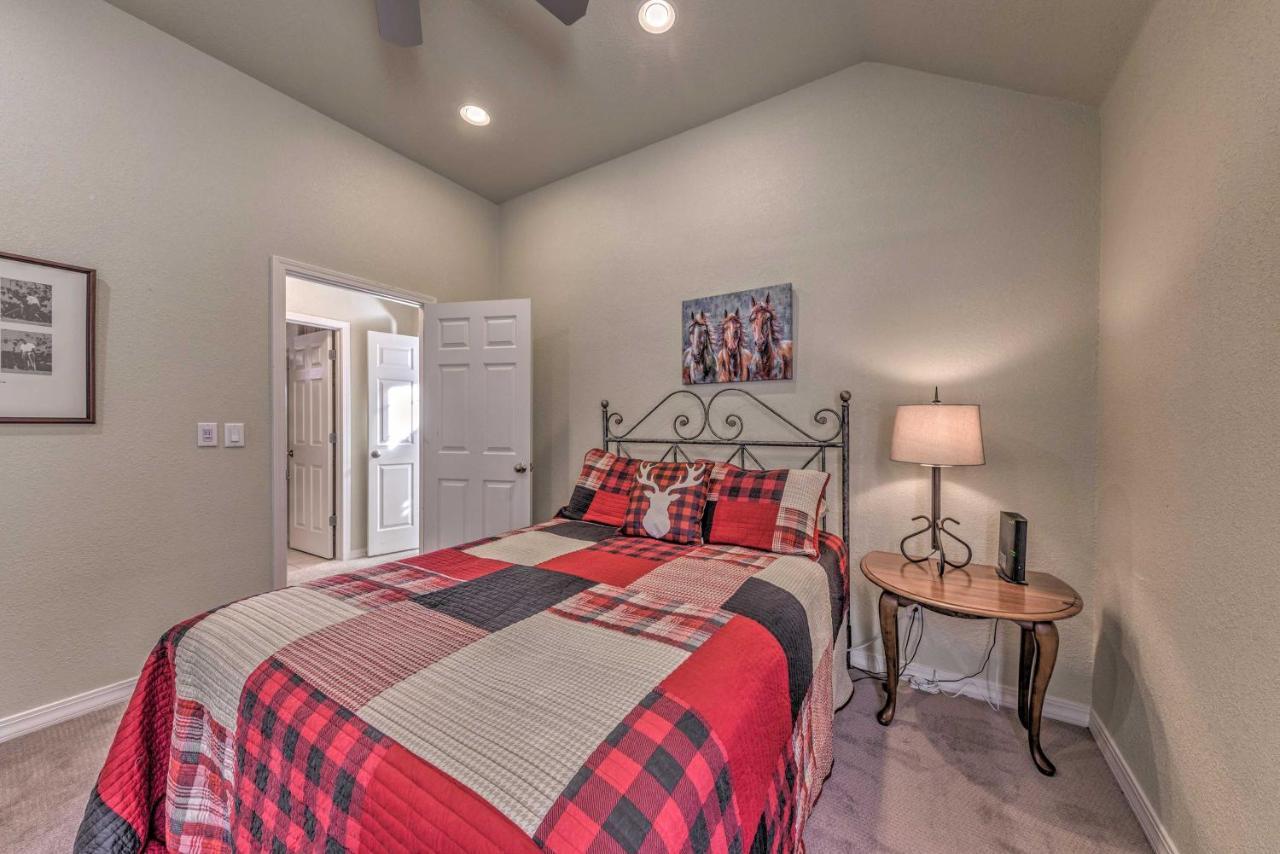Roomy Ruidoso Retreat With Deck, Grill, And Mtn Views! Eksteriør billede