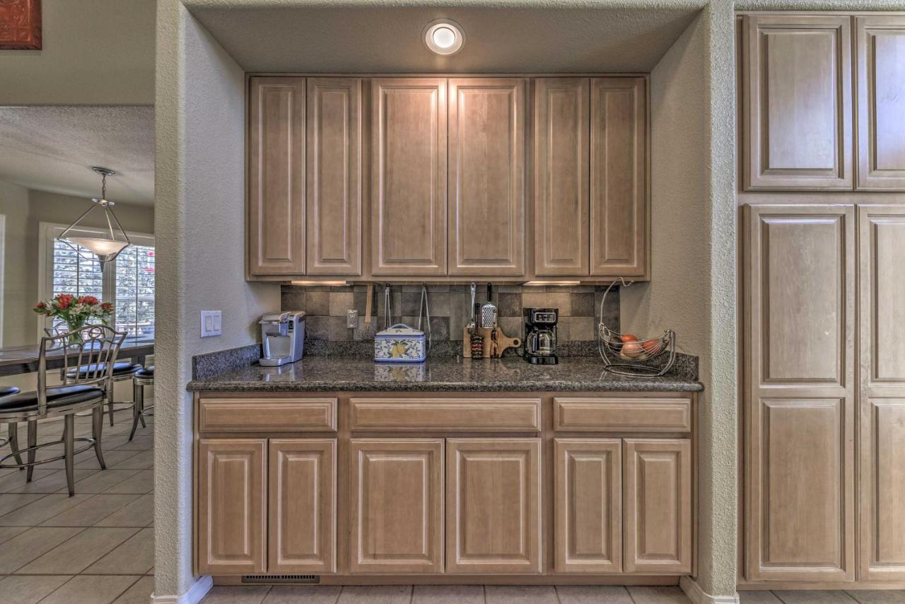 Roomy Ruidoso Retreat With Deck, Grill, And Mtn Views! Eksteriør billede